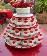 Свадебный пирожный торт