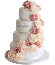 Свадебный торт с кружевом и розами четырехъярусный