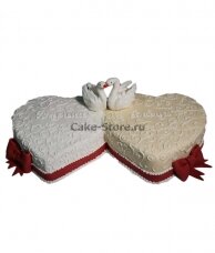 Свадебный торт с лебедями на сердце