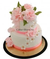 Свадебный торт с розовыми розами