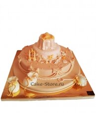 Торт на крестины золотого цвета